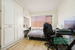 Photo 17- click for photo gallery